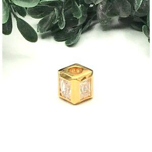 Vintage inspired Gold tone Cube Bead/pendant/charm With Clear Crystals Jewelry